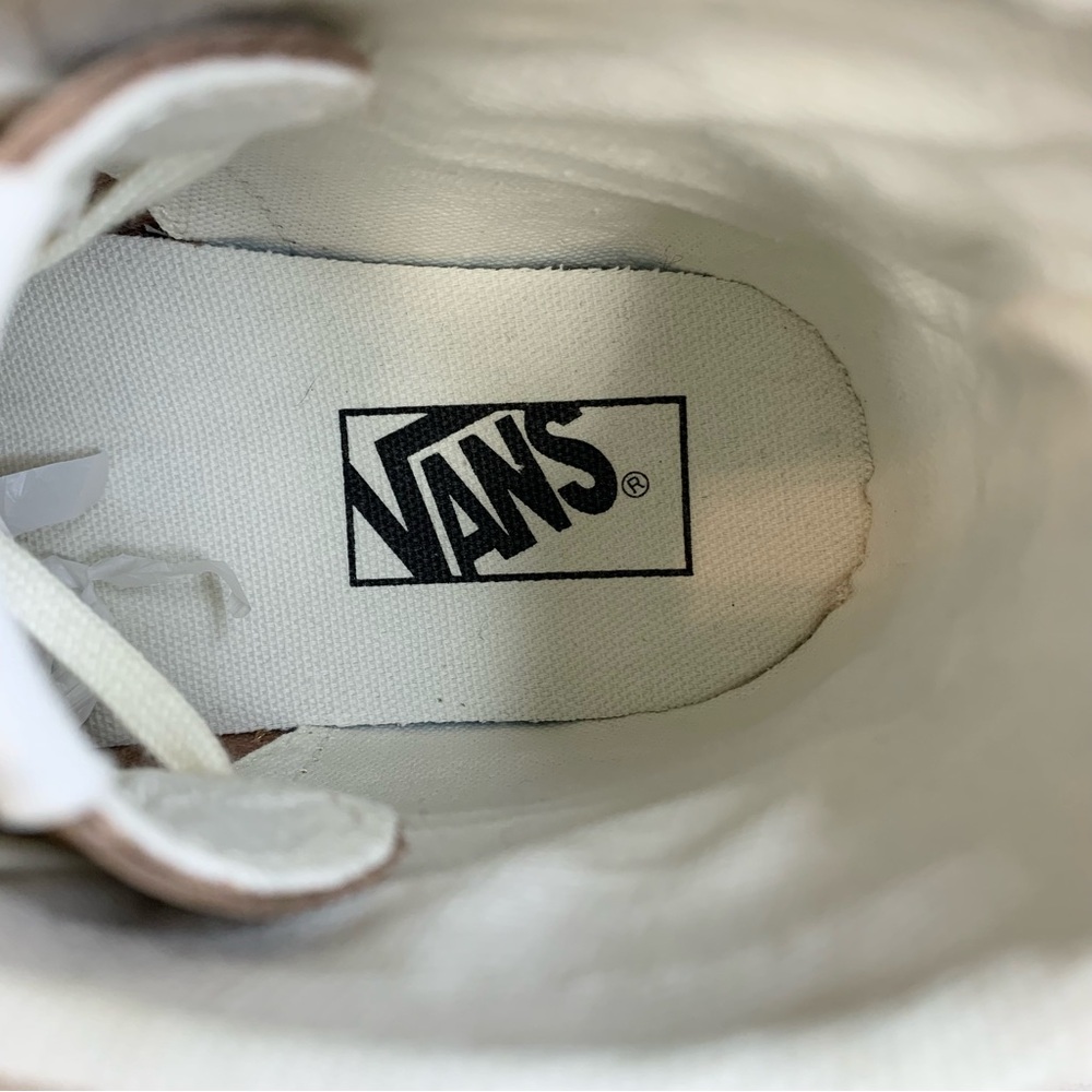 Vans - Off the Wall Sk8-Hi Tapered Soft Leather Hi-Top Sneakers - Size M8/W9.5 - Picture 15 of 16